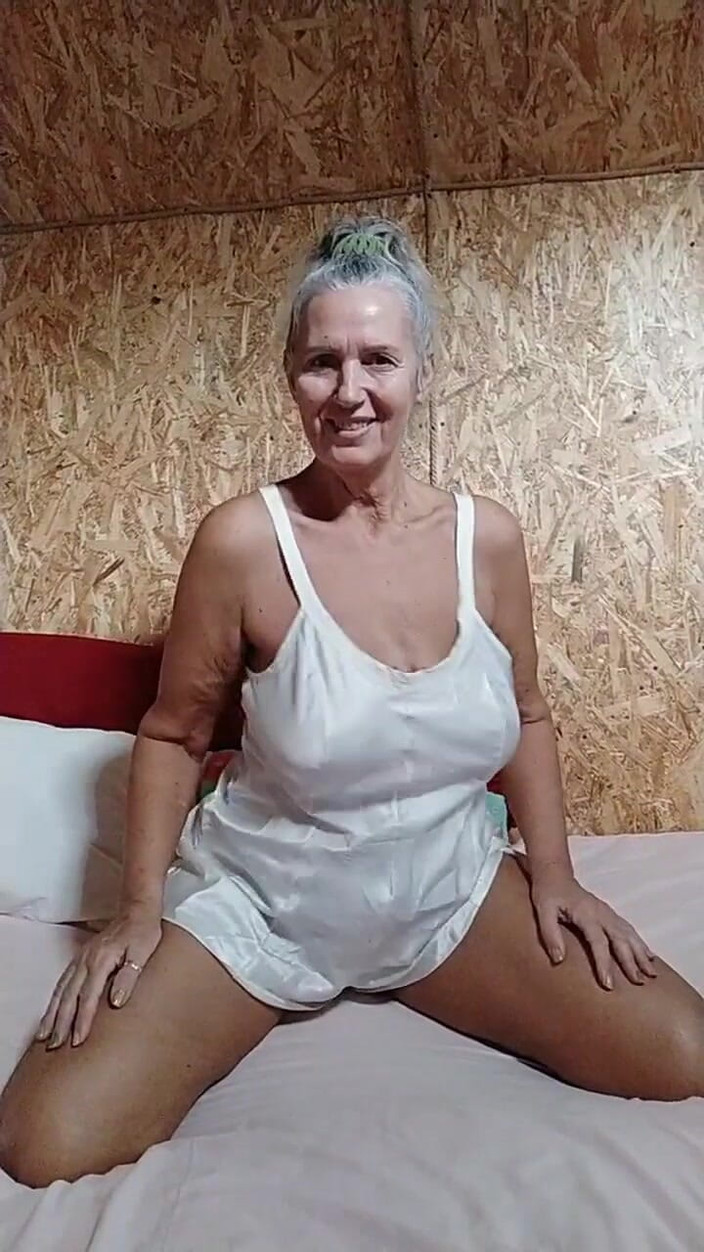 Lukerya: Ateşli ev hanımı Lukerya gerçek hayatta ve işte