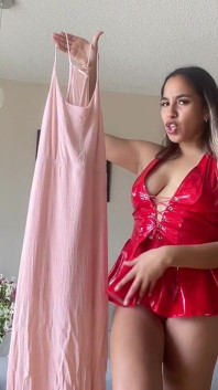 Sissy Therapy - fantasme : ta première robe