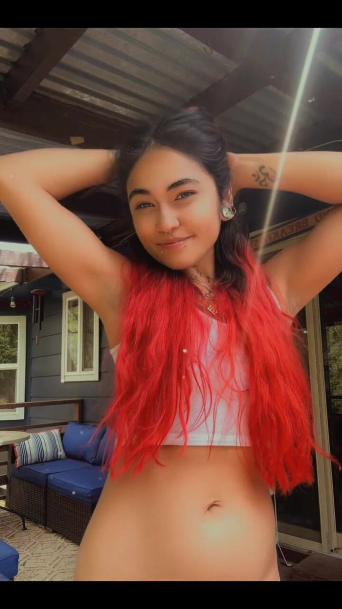lilRavenFox: Quem é o joelho da prostituta?