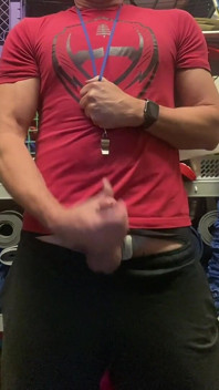 Возбужденный Dilf Jockdad87 снимает сперму его вкусного кукла