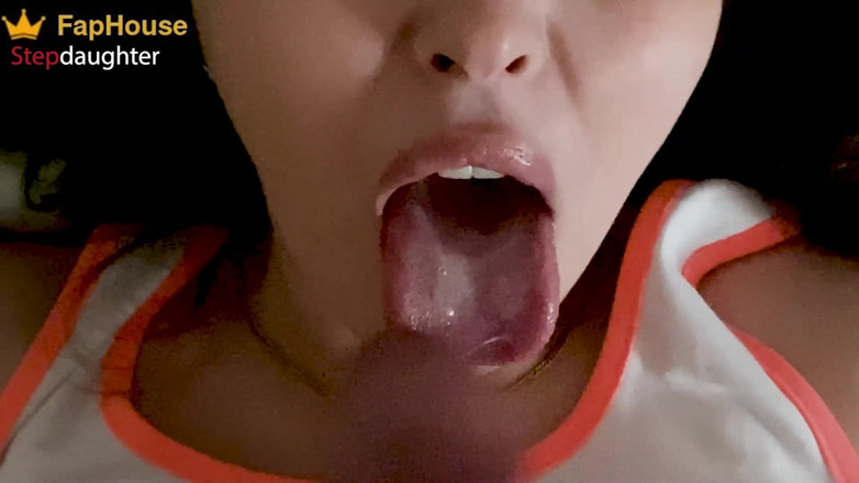 Alina Rai: 보지와 입에 사정하는 의붓딸 따먹기 Pov. 세상