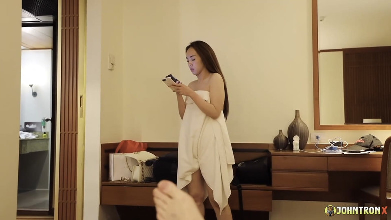 John Tron X: Johntronx - आकर्षक एशियाई बेब की चुदाई और वीर्य का छिड़काव
