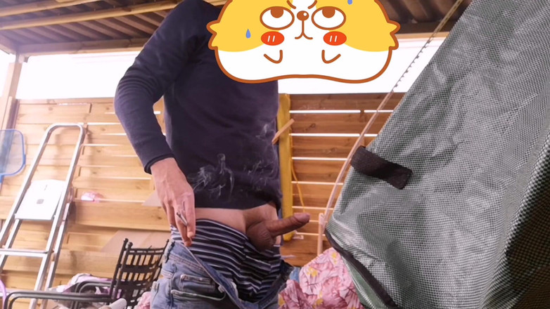 Rafael Torreano: 담배 피우는 동안 야외 딸딸이