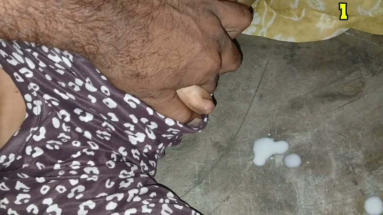 seema: Step Shister Share Bed Night and Milk Press