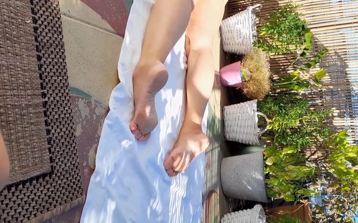 Selena701: Amateur Blonde Mature Naked Feet Worship Outdoors
