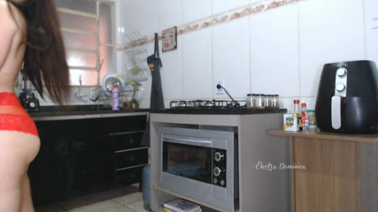 Curious Electra: Very nice maid cleaning the kitchen