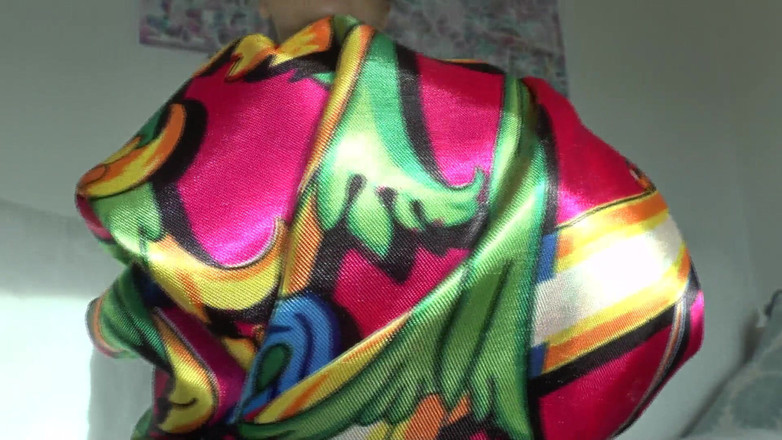 Lady Victoria Valente: Saten fetişi: ateşli mastürbasyon oyunu, lady victoria valente