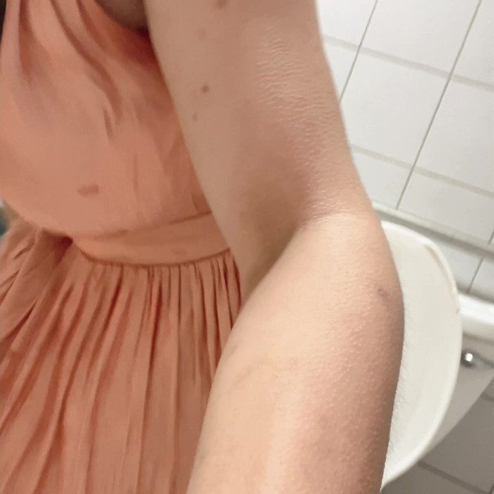 sweethanajapanese: Piss in Toilet Room Hana Cute