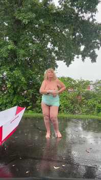 Naughty Time Časná sobota v dešti
