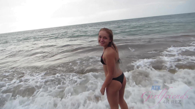 ATK Fans (Girlfriends): Virtueller urlaub in hawaii mit cleo vixen teil 4