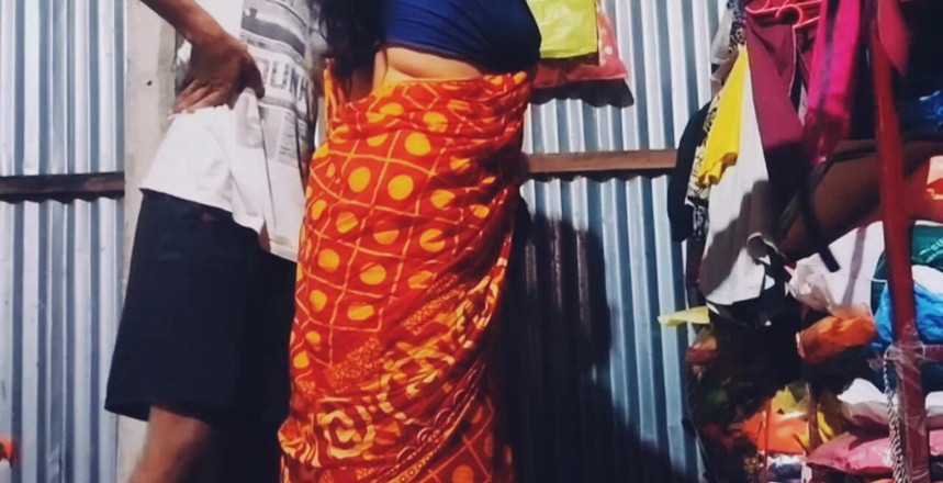 Teensex: Busty Bhabi with a Huge Ass Fucks a BBC on...
