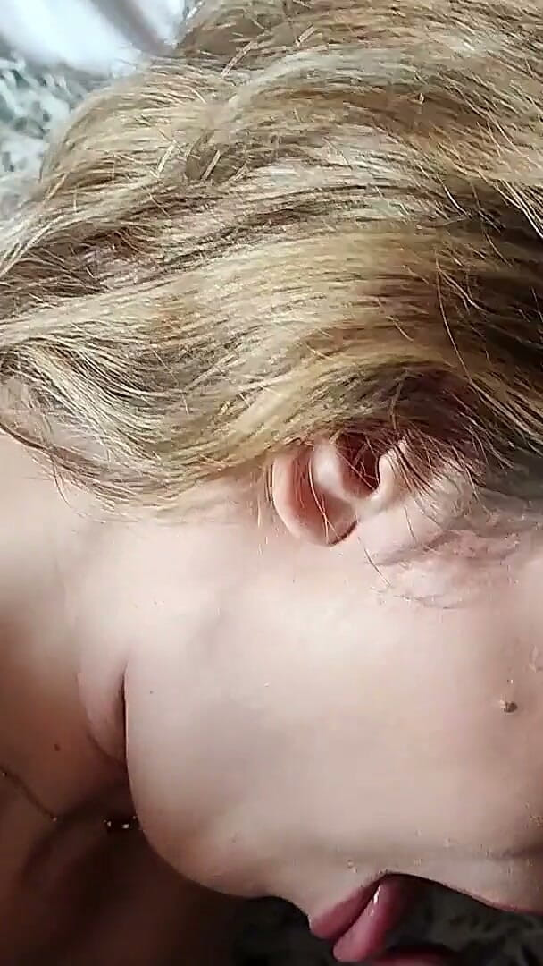 Queen Coquette: Real Homemade POV Sextape: Undressing, Blowjob, Sex and Cumshot