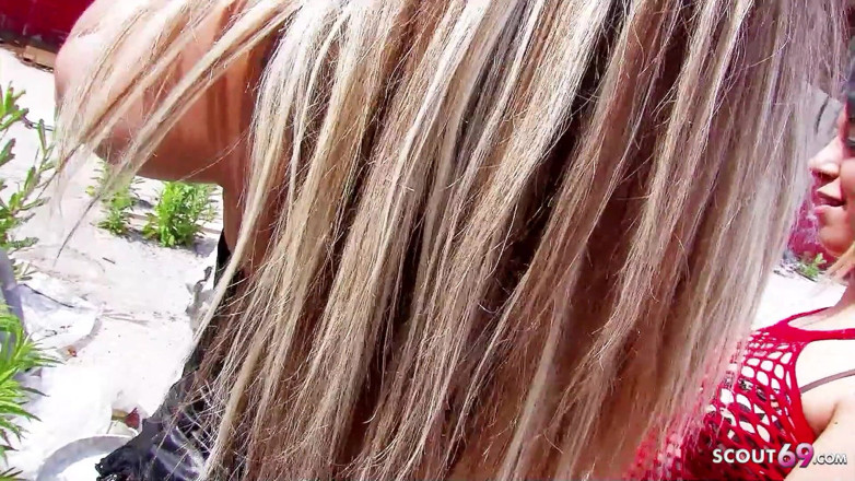 Full porn collection: Old vacationer filmed in a hot threesome with sexy girls...
