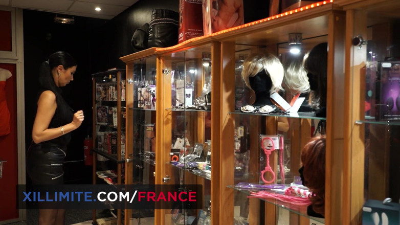 Made In France: Glory Hole e historias de cabañas privadas