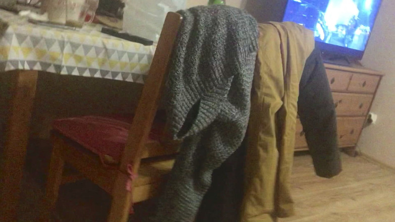 Megacute9999: Indonésia de joelhos chupa pau