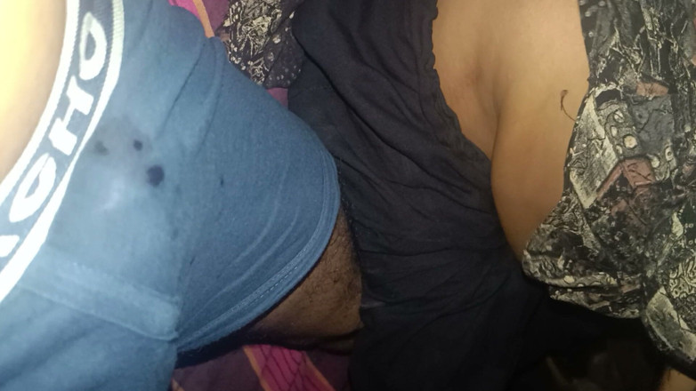 Bhabhi UP: Mijn stiefzus is hier en we hebben veel plezier