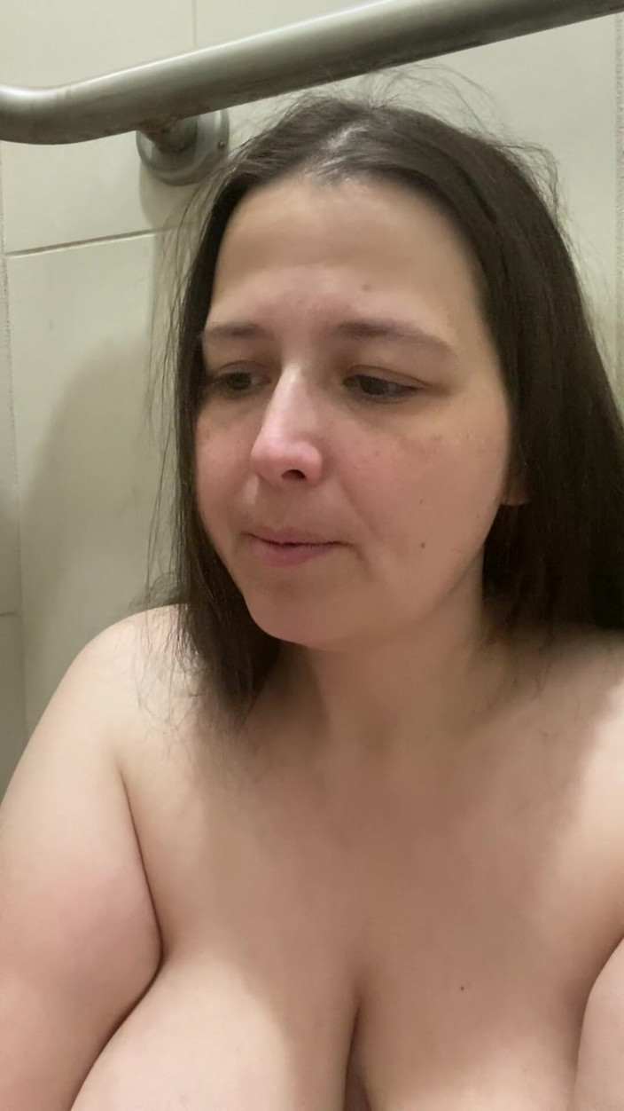 MissChrystalline: Rose Toy Orgasm