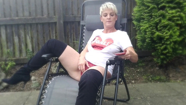 Kylie Britain Adventures: Mädchennacht in