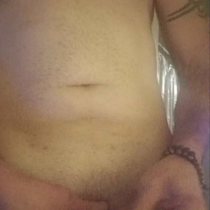 Long and Strong: Grande pau e masturbação nele