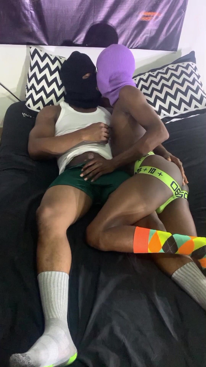 Enigmatic Buoy: Горячий трах, часть 1