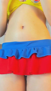 Un sexy pompino con un latino in webcam