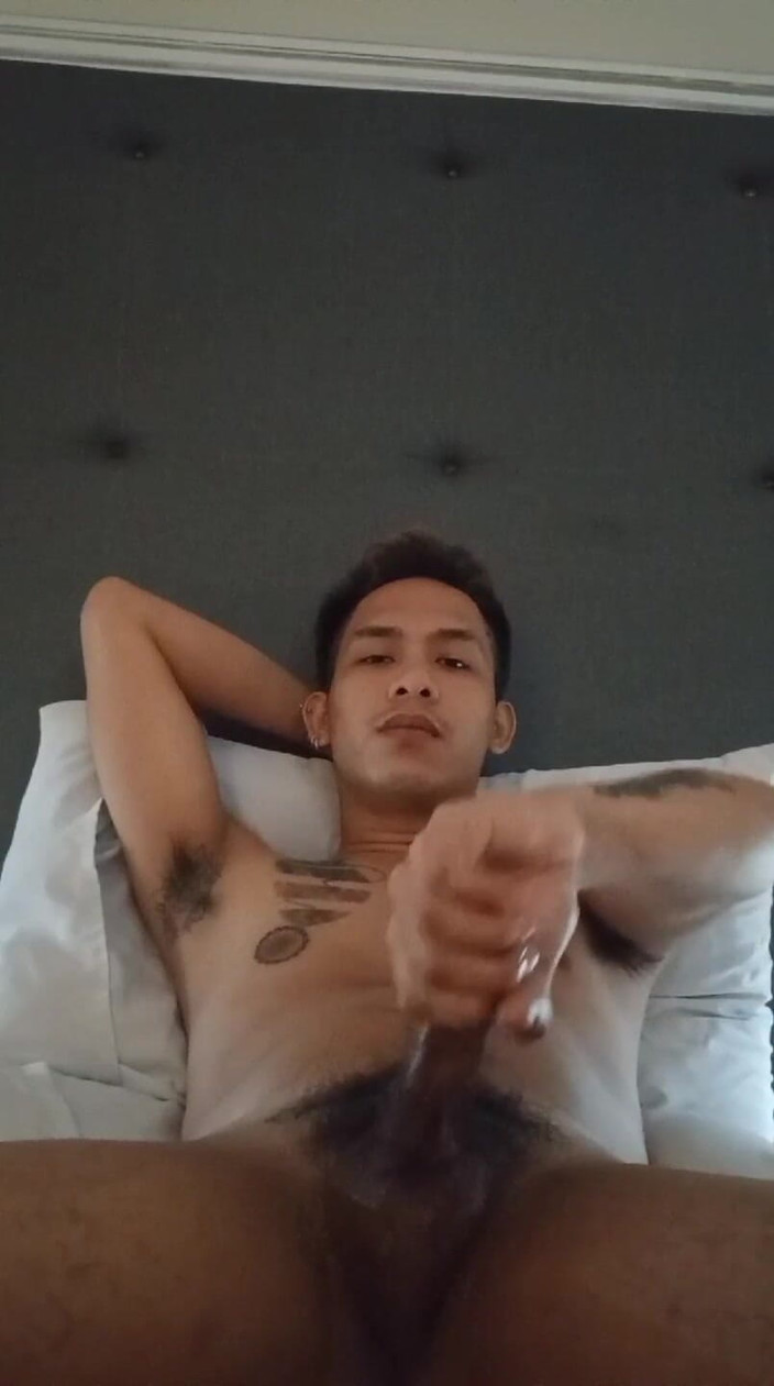 Rent A Gay Productions: Sexy asijský chlap v hotelu Honění