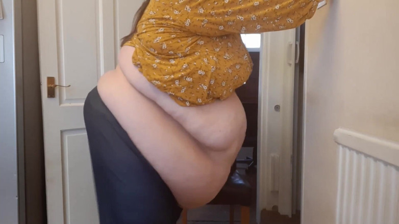 SSBBWLadyBrads: SSBBW BBW belly jiggles and wiggles
