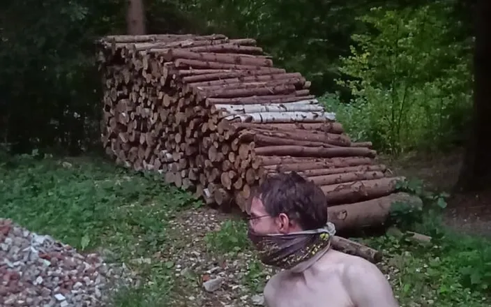 kickerscooter: Forest Masturbation 2