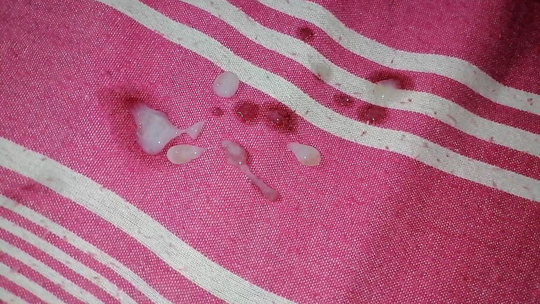 Sweety In Bed: Indisches schönes mädchen, große behaarte muschi lecken, ficken