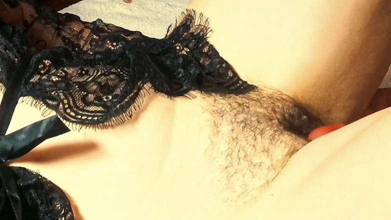 LolaLola: Masturbation, Rubbing Against That Drives Me Crazy