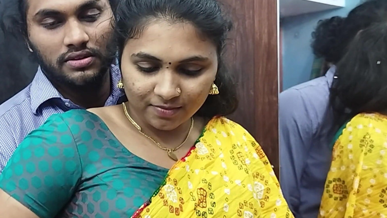 Vaishnavysharunraj: Kerala Girl Half Saree Removal and Boobs Suck Hot Romance
