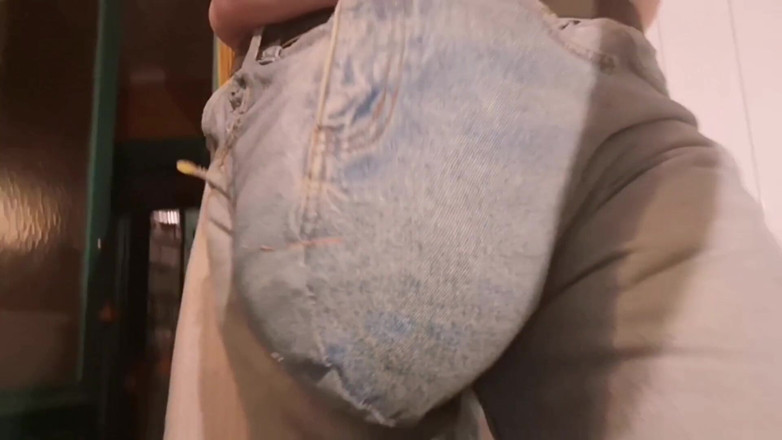 Monster_Meat_: Tlustá obscénní jeansbulging