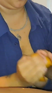 Wildenglishbbw Oferind o labă bbc Nata4sex cu grapefruit