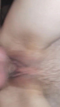 Coppia amatoriale fa sesso alla pecorina - vista sotto