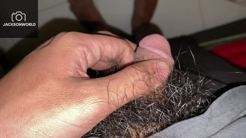 Jackson World: Het solo session se mig onanera framför min garderob tills...