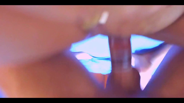 Camargo Hotwife: 내 추종자는 모두 수줍어하고 그가 좋은 성기를 넣을 때까지 내 안에 넣어