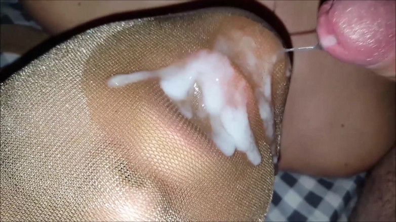Nylon Xtreme: Золоті колготки, нейлоновий мінет