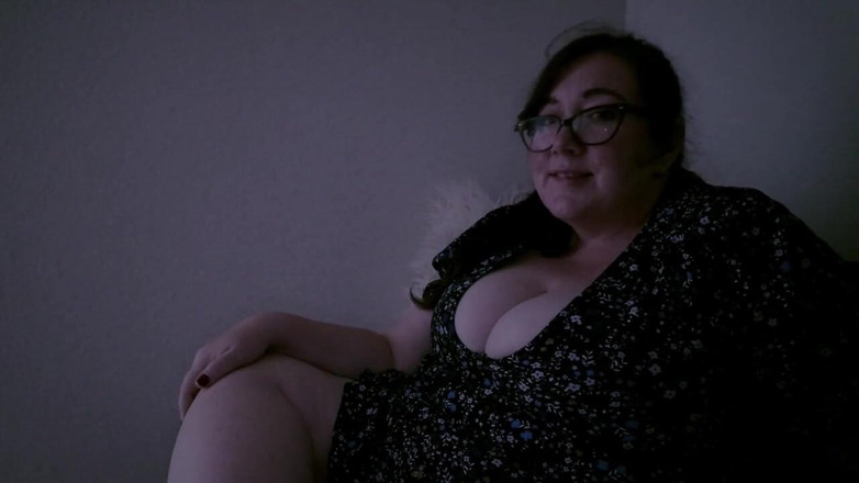 cutejayne: 巨乳ぽっちゃり系義母があなたを大学に進学させる