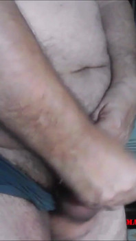 Hung Thick Shoots 2 Loads - si Godly Max