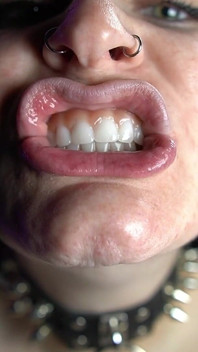 Sexy Goth Plays with Their Dentures