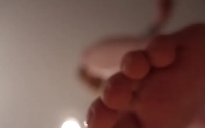 Furiyssh: Giantess Makes You Lick Feet-furiyssh