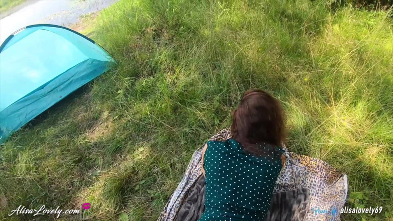 Alisa Lovely: Ryzykowny seks na świeżym powietrzu w pobliżu jeziora zakończył spermą na...