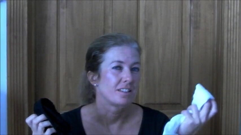 Selfgags classic: La milf jogger si imbavagliata da sola con le sue...