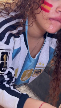 Campeão mundial da Espanha, fã fode argentino após final - Alejaandalejo