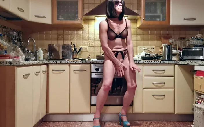 Sissy Cummy Lingerie: Nylon Sissy Slut Michelle Late Dinner Cooking Live