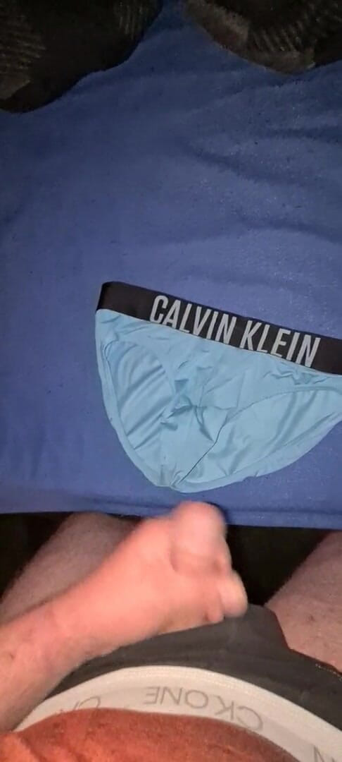 CumShorts: Sous-vêtements, sperme 2