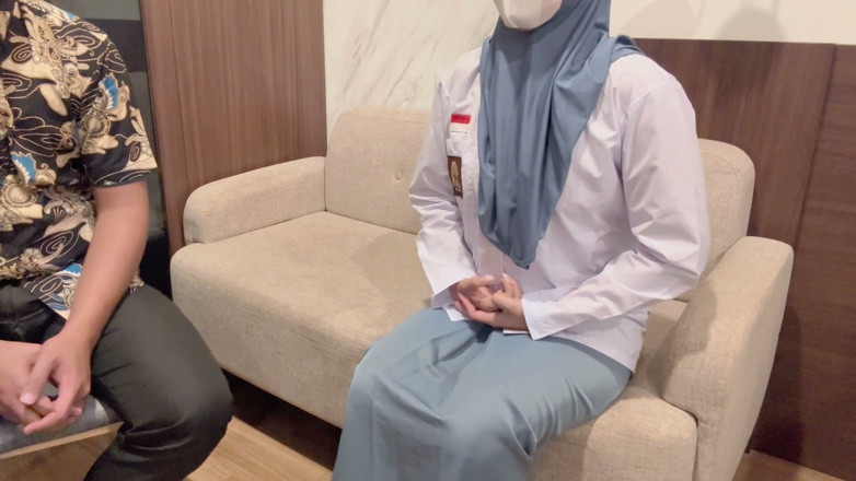 Jamsen: Öğretmenler çoğu zaman derse gelmedikleri için öğrencileri ofis odalarına çağırıyor