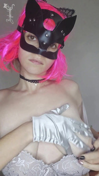 Usłysz, Jak Jęczę Masturbuję Się Maską Koteczka I Cyckami