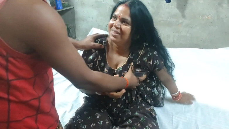 Raju Raju: Villaggio indiano desi style scopata video