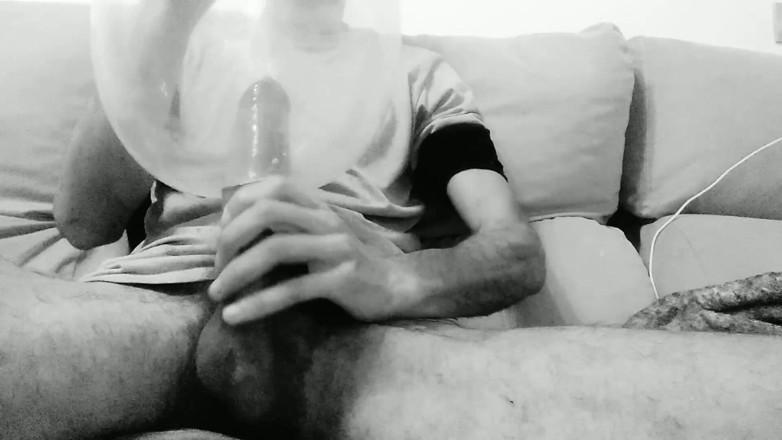 Elvissc: Forte cazzo vintage di un condom che ho prima inserito...